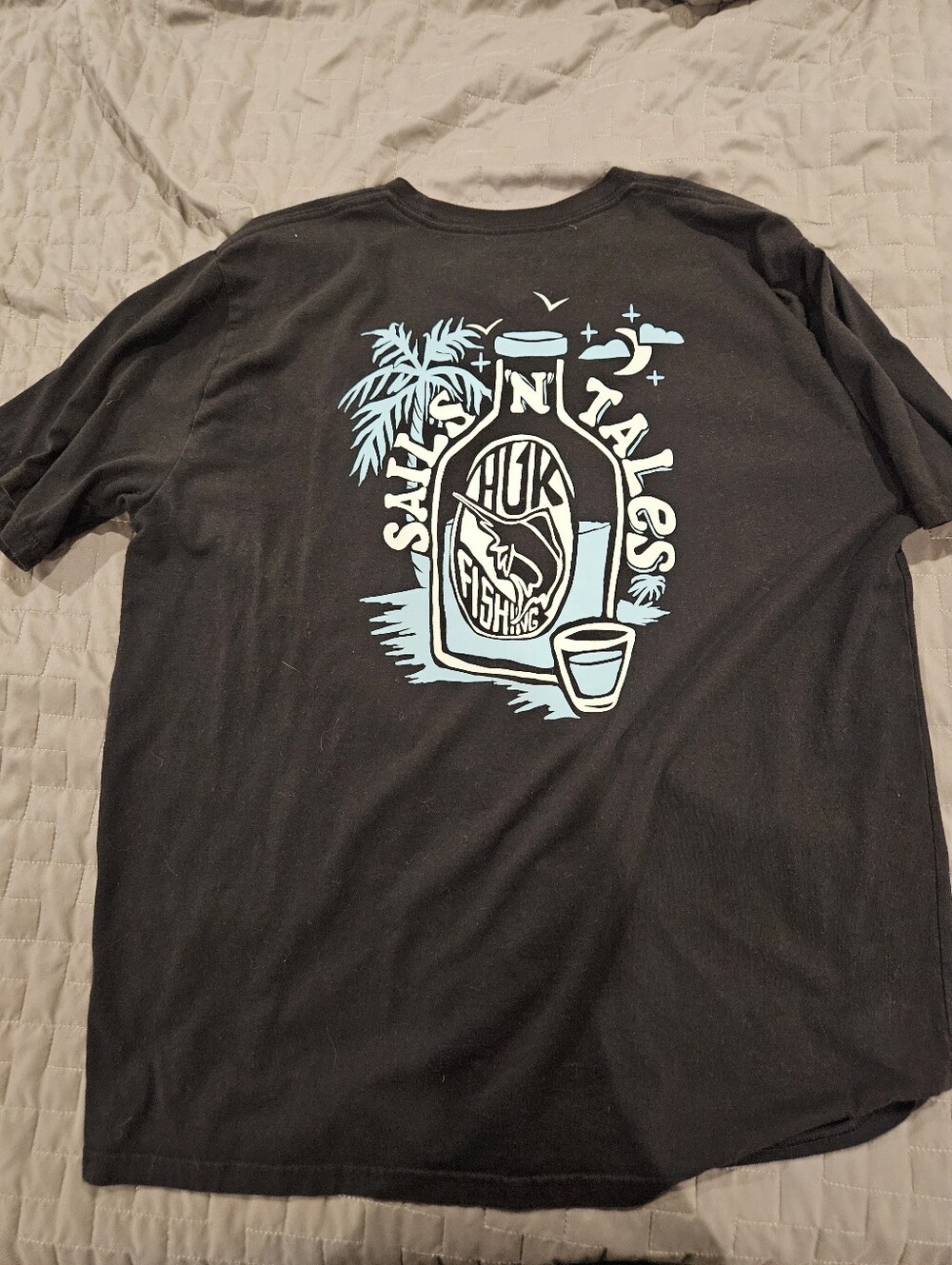 Huk Black Tee Sails and Tales Large
